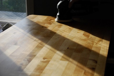 Polering av hårdvaxolja